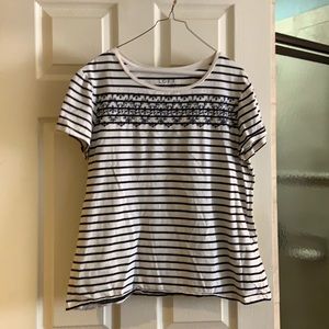 Loft short sleeve embroidered t-shirt